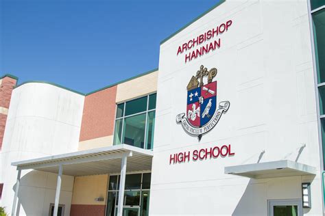 Archbishop Hannan High School Beschäftigte Standort Und Ehemalige