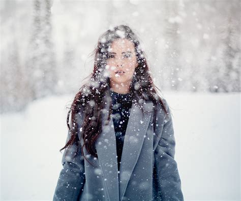 How To Shoot Winter Portrait Photography Snow Portraits