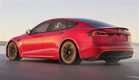 Model S Plaid Vs Model S Designer Entwirft Modernisiertes Tesla Model S Plaid Teslamag De
