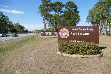 troops at georgia s fort stewart prepare to aid nato role in ukraine