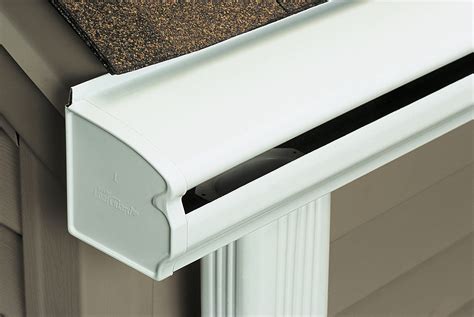 What are the best gutter guards to use. Why Choose LeafGuard For Your Gutters? | BELDON® LeafGuard