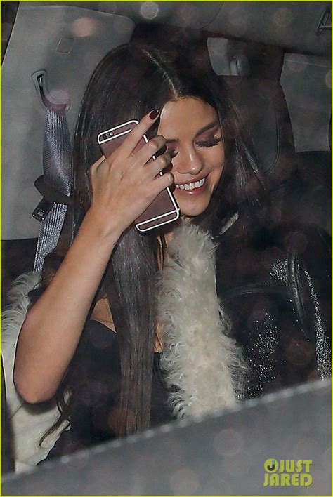 Justin Bieber Parties With Selena Gomez Gigi Hadid And More At His Amas