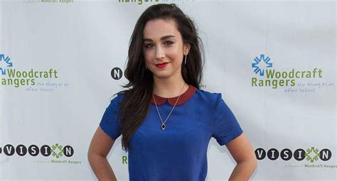 Molly Ephraim Body Measurements Height Weight Bra Size Shoe Size