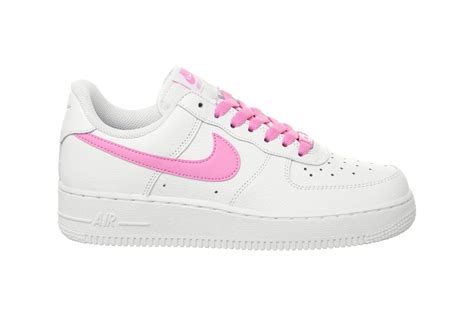 The retail price tag is set at $90 usd. manipuler angle Contour nike air force white and pink ...