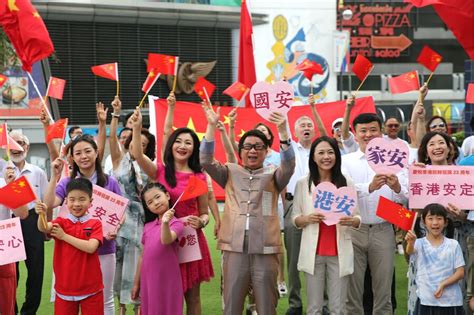 Include (or exclude) self posts. 组图：香港各界庆祝香港回归祖国23周年--港澳--人民网