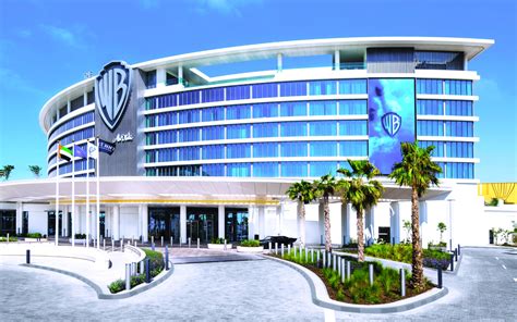 فندق وارنر براذرز أبوظبي يلتزم تطبيق أعلى معايير الاستدامة