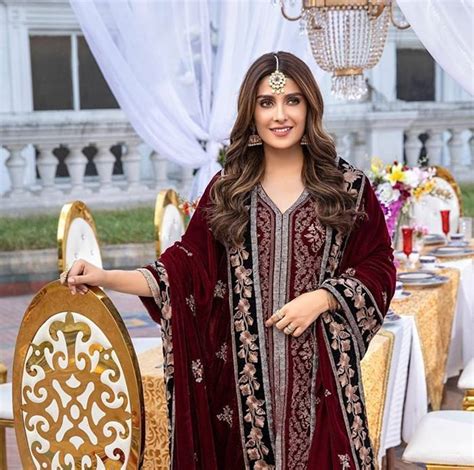 Ayeza Khan Looks Glamourous In Latest Photoshoot Incpak