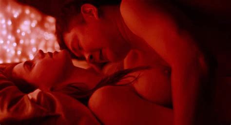 Alexandra Daddario Nude Pics And Topless Sex Scenes