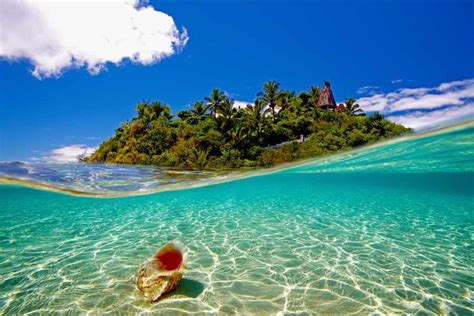 Rooms of de rhu beach resort. The Island - Wadigi Island Resort - Fiji