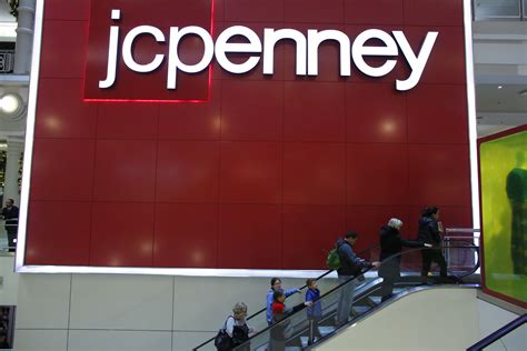 Jcpenney Paid Top Execs Huge Bonuses Before Edging Toward Bankruptcy