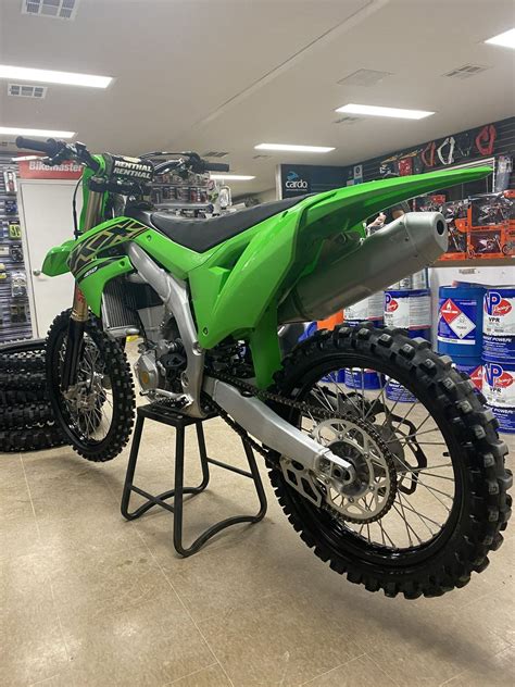 Its moderate 30.7 inch seat height means the klx140 will easily fit shorter riders who are looking to ride a real dirtbike., update june/16/2021, kawasaki motorcycles for sale sales $2,899 , 2014. 2021 Kawasaki KX450F Used Dirt Bike for Sale | MX Locker