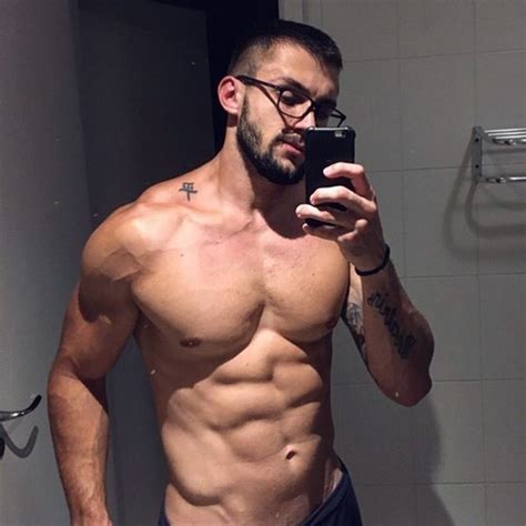Outro internauta também quis saber se arthur faturou r$ 1,5 milhão depois de deixar a casa mais vigiada do brasil, com seus anúncios publicitários, já que não venceu a. BBB21: As primeiras fotos quentes de Arthur Picoli ...