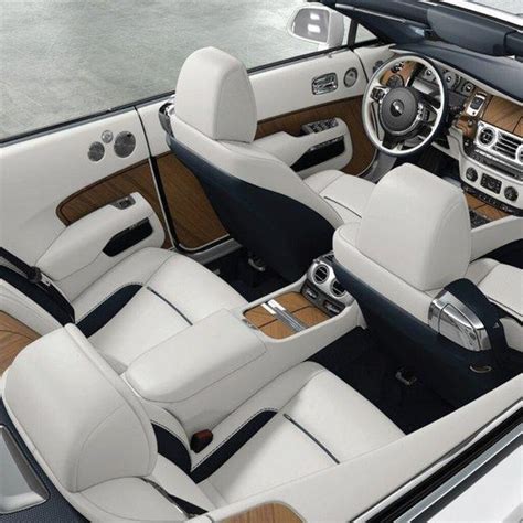 Maybe you would like to learn more about one of these? 20 Luxurious And Elegant Interior Photos Of Rolls Royce ...