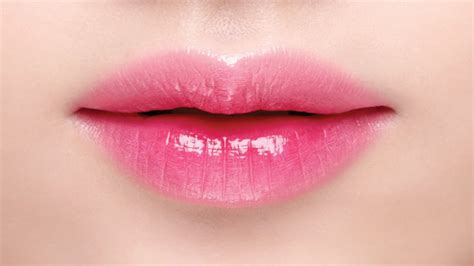How To Get Smooth And Soft Lips Naturally In 1 Minute Youtube