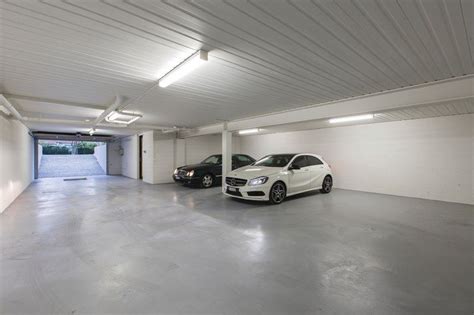 Car Garage Underground Under House Casa Con Sotano Garaje De Lujo