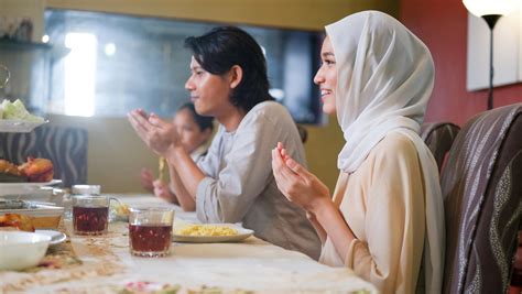Mai begann der ramadan 2017, der fastenmonat der muslime. 53 Top Images Wann Beginnt Ramadan - Ramadan Dubai De ...