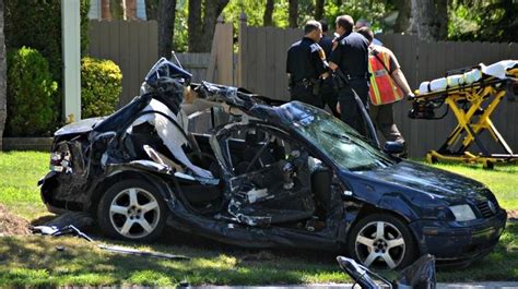 Cops Burglar Nabbed After Crashing Car In Selden Newsday