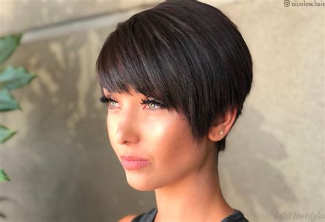 But lightened hair is only as. Women's Short Razor cut Hairstyles - 30+