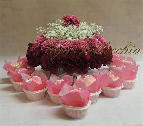 Basta un clic e il gioco è fatto: Fiori: Torta Buon Compleanno