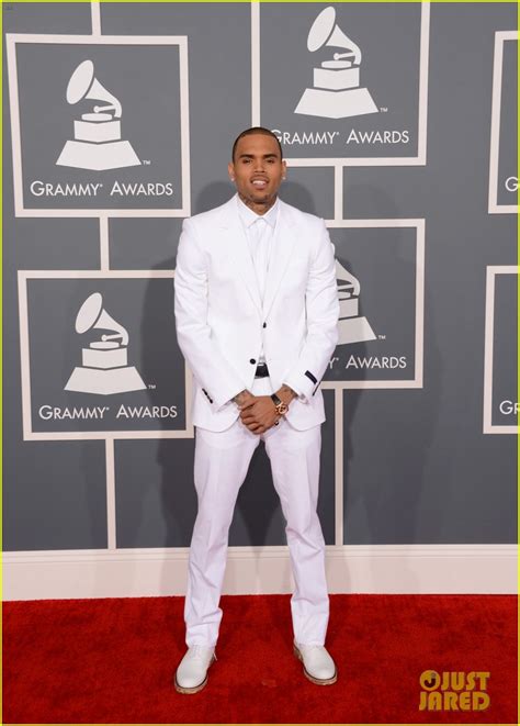 Chris Brown Grammys 2013 Red Carpet Photo 2809199