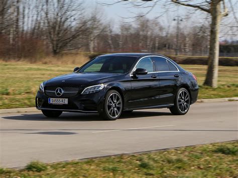 How many horsepower (hp) does a 2007 mercedes benz w204 class c 220 cdi have? Mercedes C 220 d 4Matic - Testbericht - AutoGuru.at | 자동차
