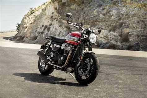 Triumph Introduces All New Bonneville Speed Twin Roadracing World