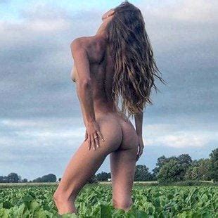 Hot Nina Agdal Goes All In On Her Naked Ass Jihad Celeb My XXX Hot Girl