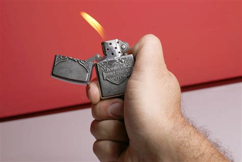 How To Flick A Zippo Lighter 8 Easy Steps With Pictures