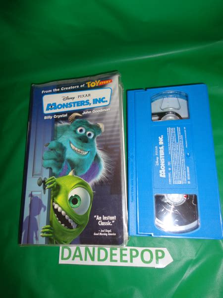 Asustar a los niños no es un trabajo fácil, ya que. Disney Pixar Monsters Inc. 2001 VHS Movie find me at www ...