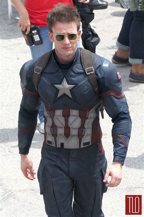 Chris Evans Suits Up On The Set Of Captain America Civil War Tom