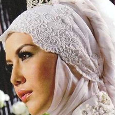 wedding hijab style by irna la perle very modern contemporary style for hijabis nowadays