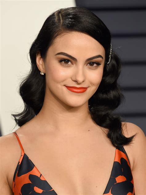 Photo De Camila Mendes Affiche Camila Mendes Allociné