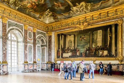 Versailles Palace Guided Tour With Gardens And Fountains Show From Paris