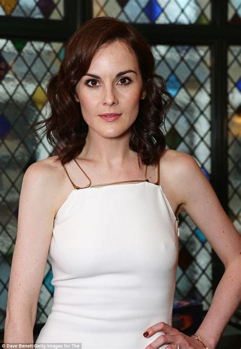Downton Abbeys Michelle Dockery And Laura Carmichael Wow At Last Ever Wrap Party Daily Mail