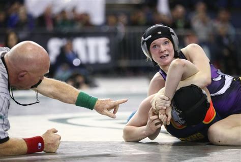 Girls Wrestling Puyallups Bartelson Pins Her Way Into Exclusive