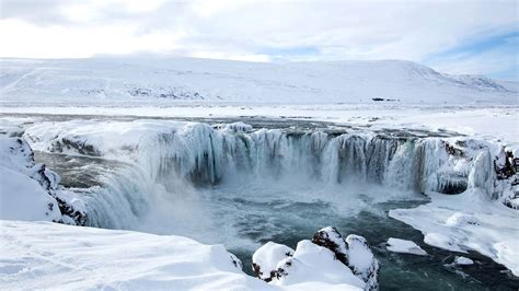 Best Of South And North Iceland Winter 7 Days 6 Nights Nordic Visitor