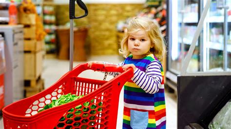 Why Grocery Stores Have Kid Sized Shopping Carts Mental Floss