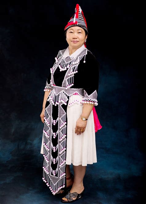 portrait-of-hmong-woman-in-traditional-outfit-smithsonian-photo-contest-smithsonian-magazine