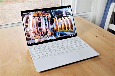 Dells Xps 13 With Oled Is Love At First Sight