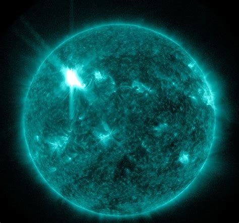 Solar Flare May Cause Northern Lights In Flintor Not