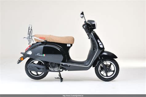 At this time (during covid), the optical shop is available by. Neco Agira 50CC de retro scooter van Neco benelux ...