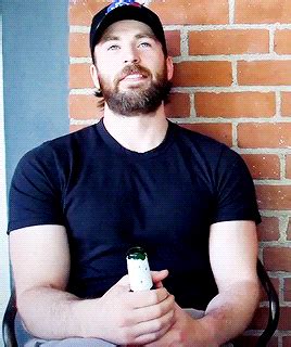 Bearded chris evans discovered by dantemink on we heart it. steve coy | Tumblr