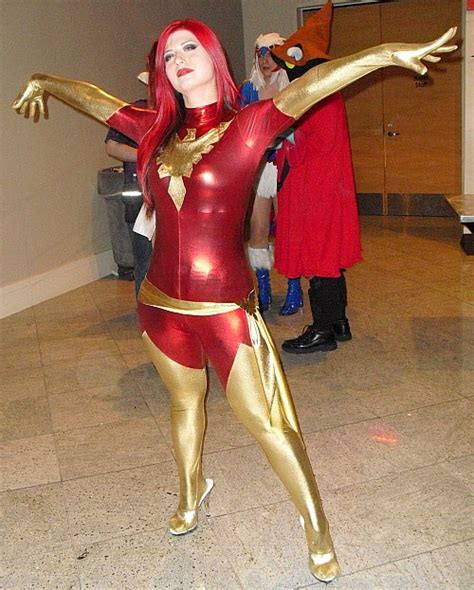 gears of halo video game reviews news and cosplay jean grey dark phoenix cos play photos