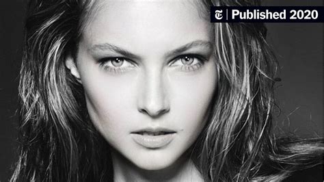 'Challenge Accepted' on Instagram: Black and White Selfies for Women