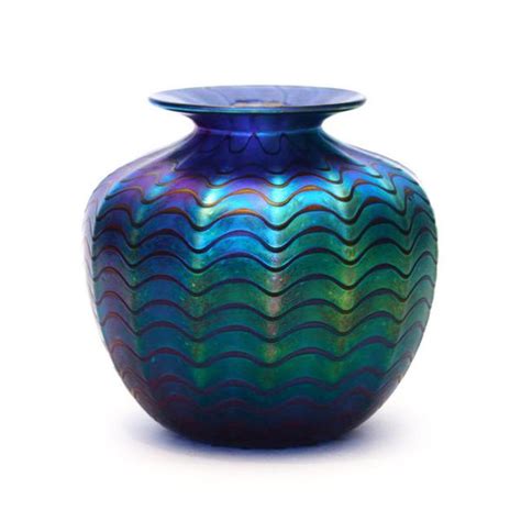 Vizzusi Art Glass Vase Medium Blue Luster The Getty Store