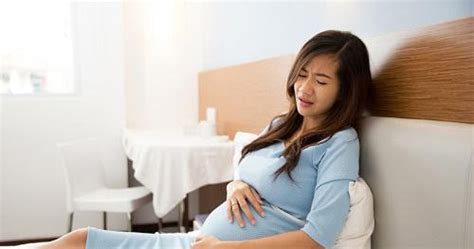 Ciri ciri hamil sering tidak disadari seperti gejala menstruasi. Cara Mengetahui Wanita Hamil : Ciri Ciri Wanita Hamil Muda