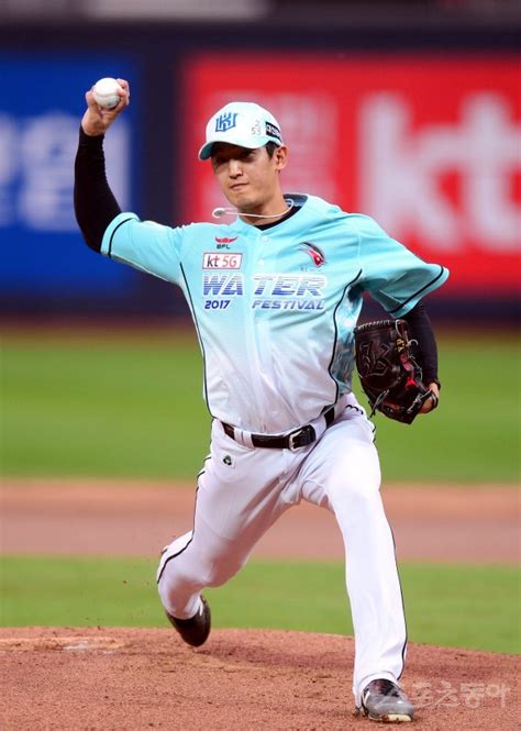 The chinese professional baseball league (cpbl; 포토 고영표 '두산 잡는 마술사' : 스포츠동아