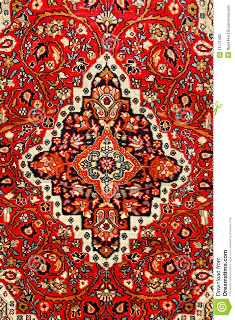 Bei den modernen perser gabbeh teppichen werden mit pflanzenfarben verschiedenste designs erzeugt, die wunderschöne lebhafte muster aufweisen. Bunter indischer Teppich stockbild. Bild von teppich ...
