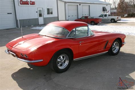 1962 Corvette 327ci 340hp 4 Speed Auxiliary Hardtop Roman Red
