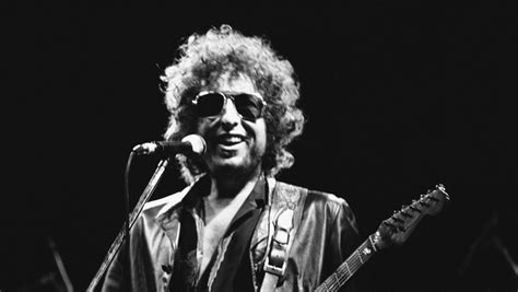 Happy Birthday Bob Dylan A Brief Look At His Career Music And Faith